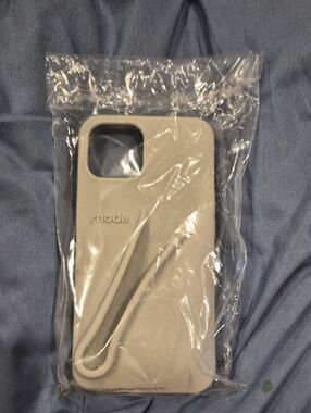 Rhode Iphone 14/15 Lip Case.  NWT
